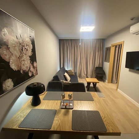Wiktoryn 6 Piekne Nowe Apartamenty Z Duzymi Balkonami 바르샤바 외부 사진