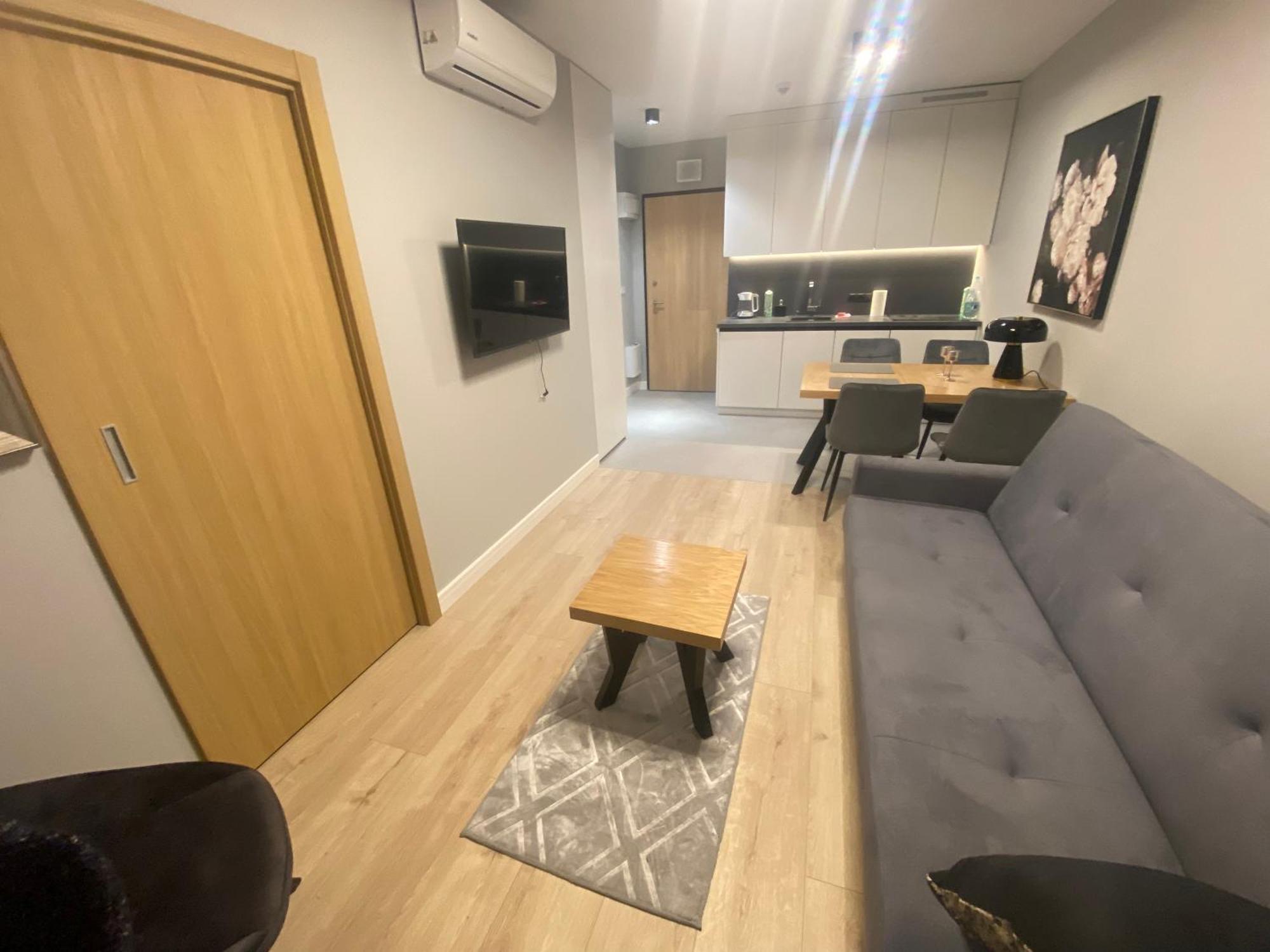 Wiktoryn 6 Piekne Nowe Apartamenty Z Duzymi Balkonami 바르샤바 외부 사진